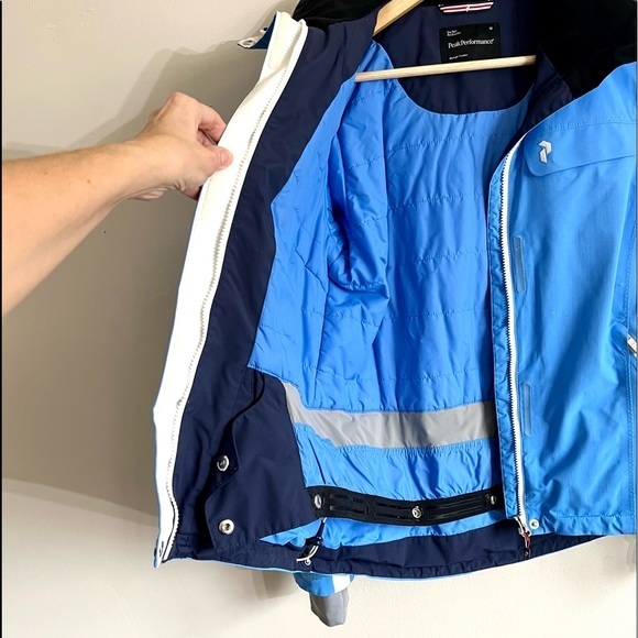 PEAK PERFORMANCE MORZINEJ GORE-TEX Performance Shell Ski Jacket Women Size M - Picture 10 of 16